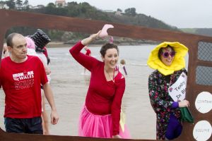 tenby boxing day swim 25 sm.jpg